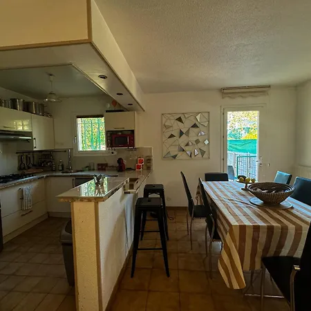Maya House Privatunterkunft