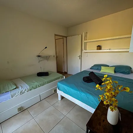 Maya House Privatunterkunft *